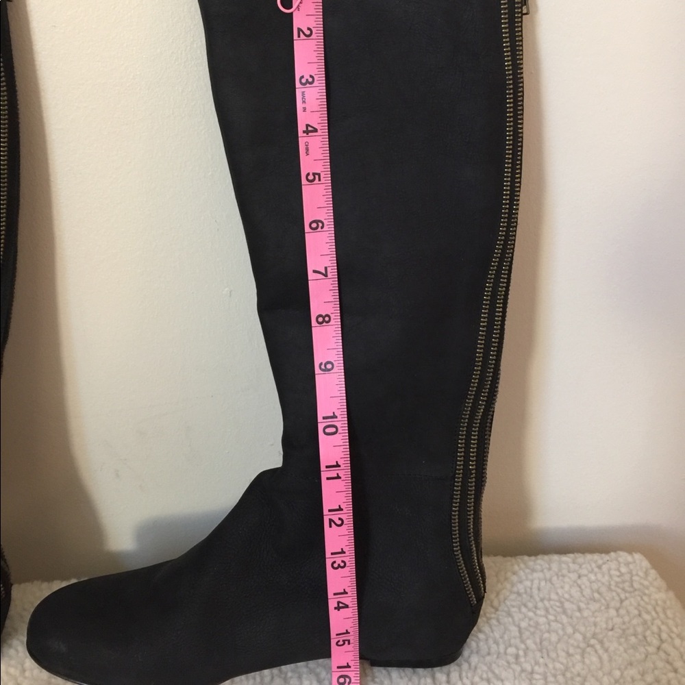 Vintage Cynthia Vincent Leather Boots - Picture 7 of 8